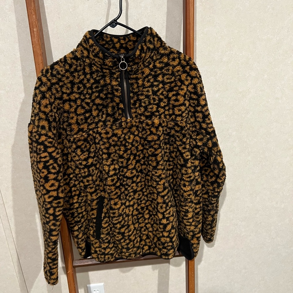 Cheetah quarter zip Sherpa